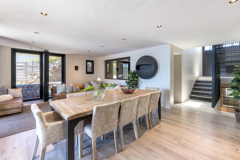 To Let 5 Bedroom Property for Rent in Camps Bay Western Cape